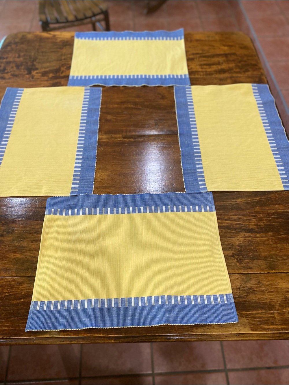 Pier 1 Imports Set of 4 Placemats Palermo Stripe Yellow Blue Cottagecore READ